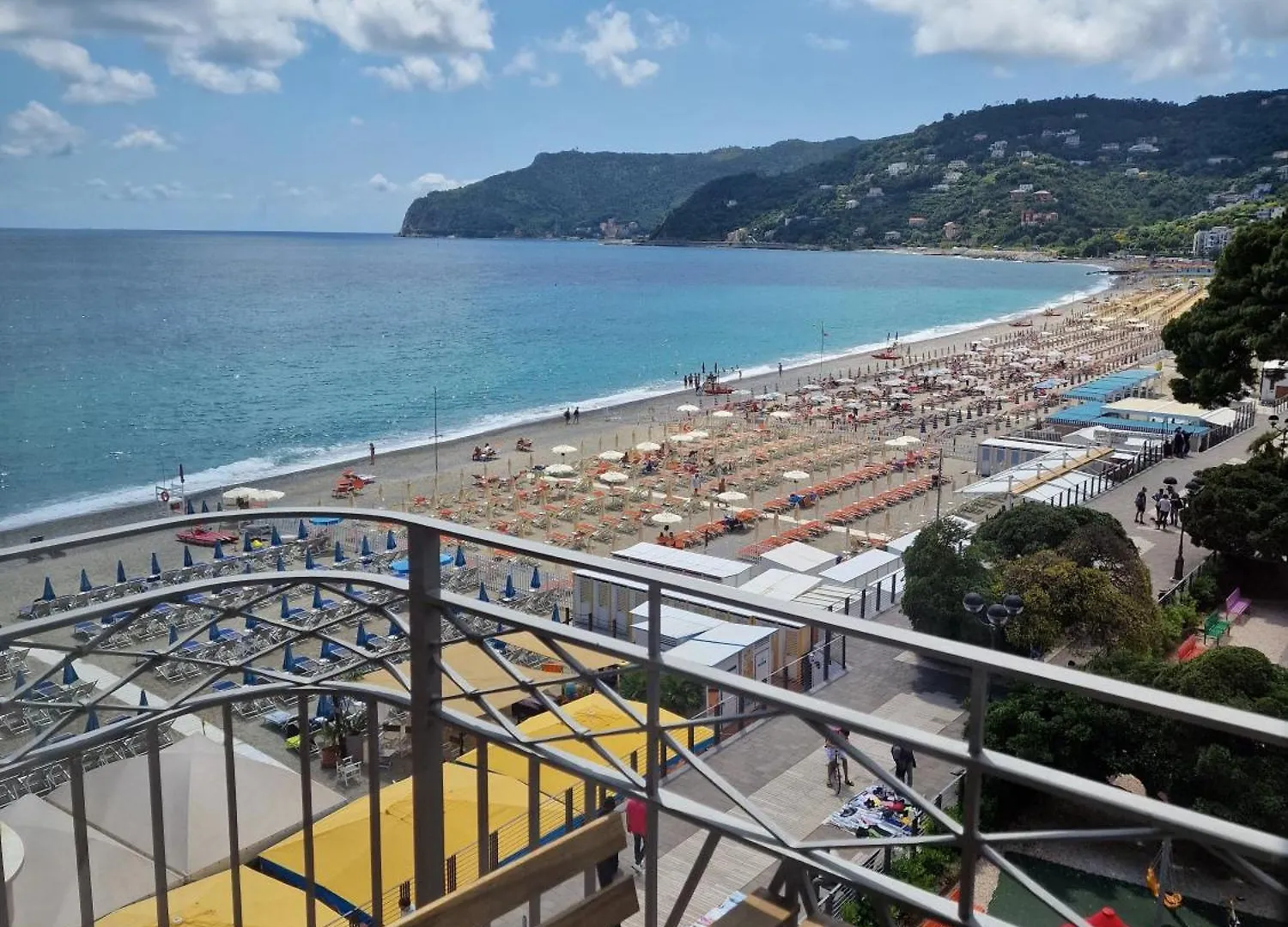 Hotel Miramare Spotorno 3*,