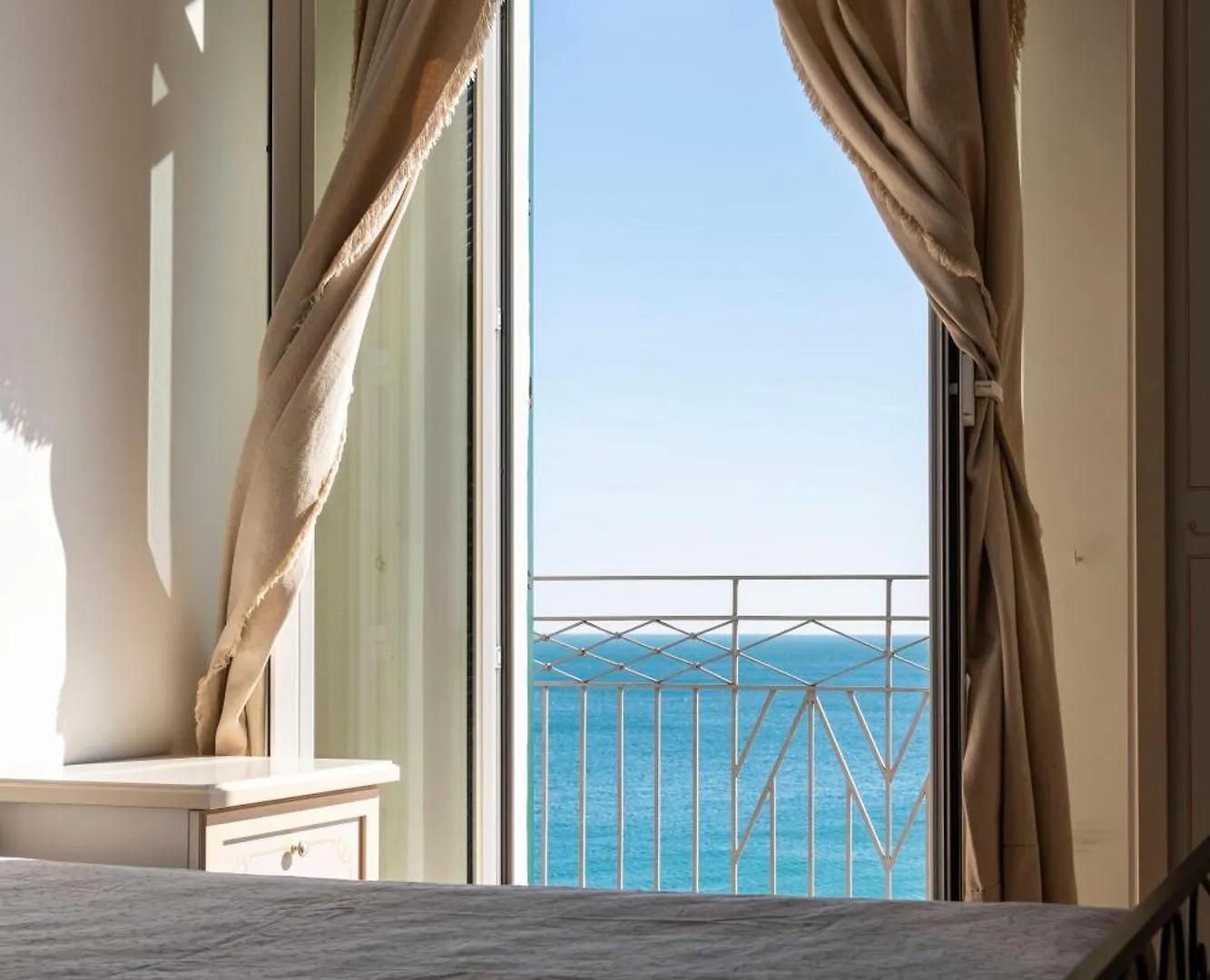 Hotel Miramare Spotorno 3*,  Italy