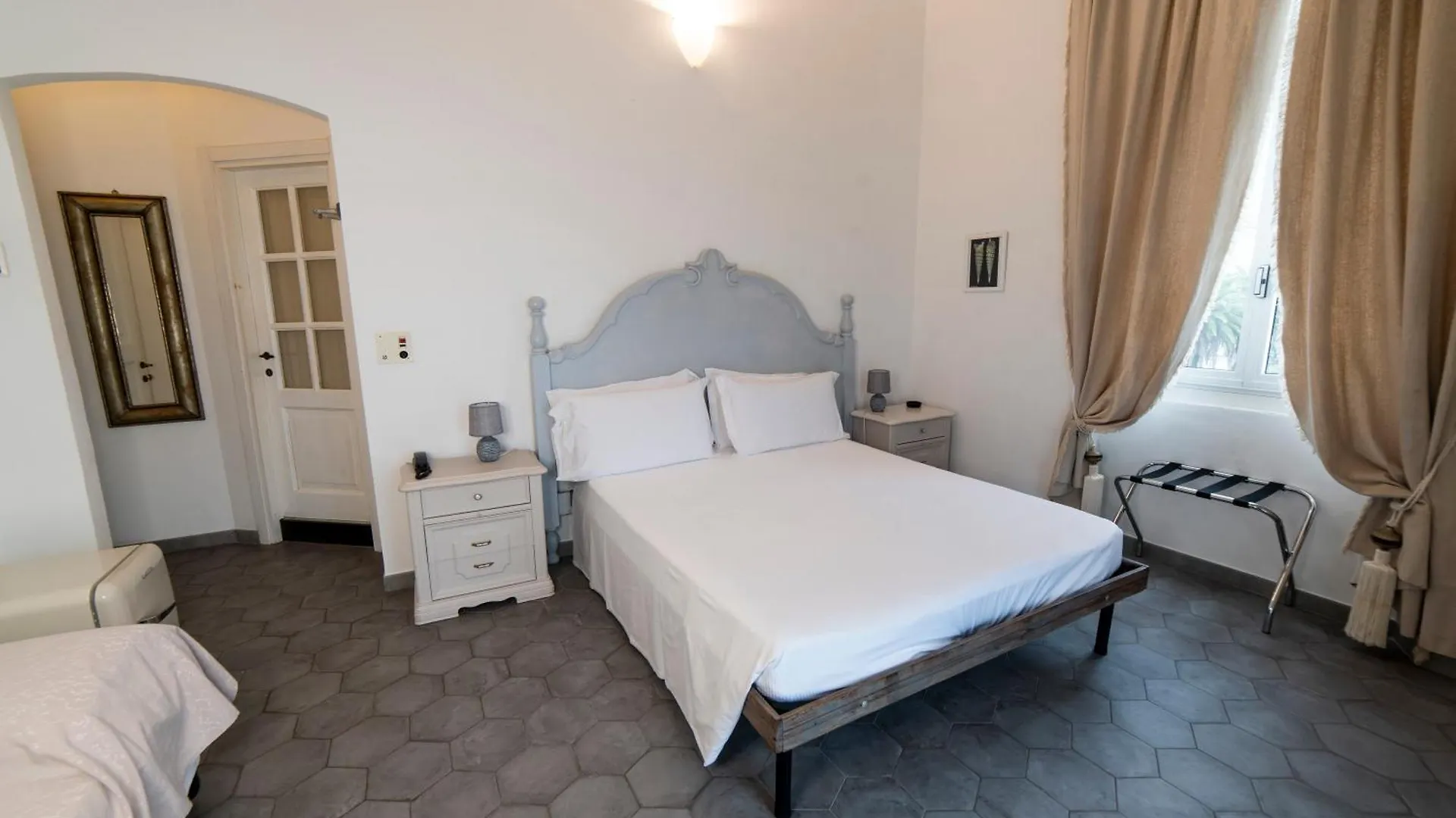 Hotel Miramare Spotorno 3*,  Italy