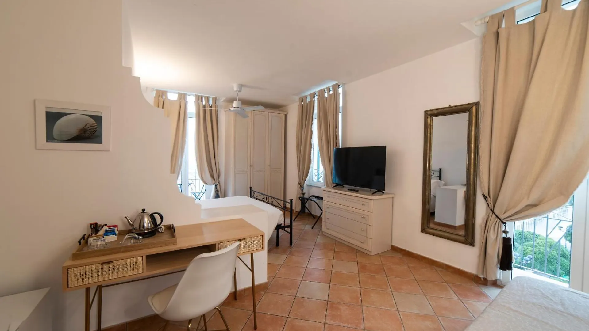 Hotel Miramare Spotorno 3*,  Italy